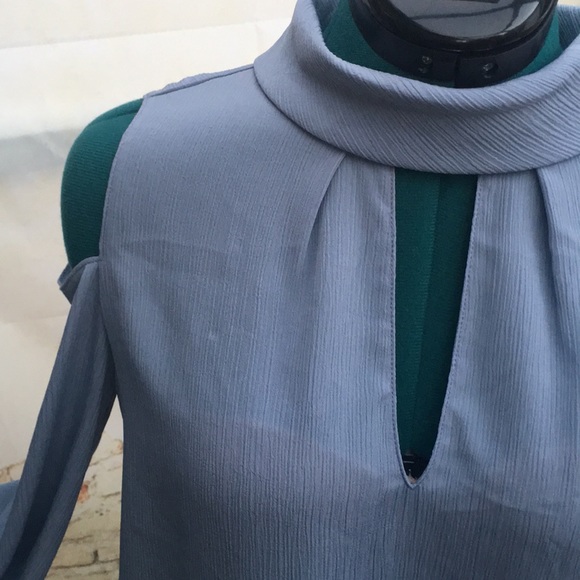 New Lush Powder Blue Cold Shoulder Key Hole Flutter Sleeve Blouse - Picture 2 of 8